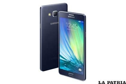Samsung-galaxy-A7-malaysia-03 delgado y con más aplicaciones