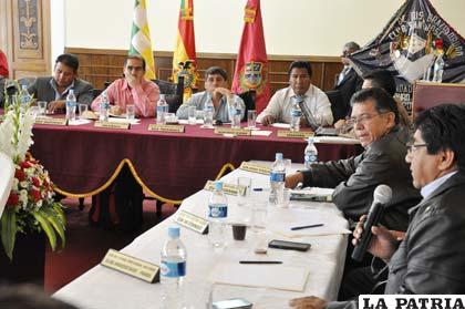 La reunión de los ligueros se realizó ayer en Oruro