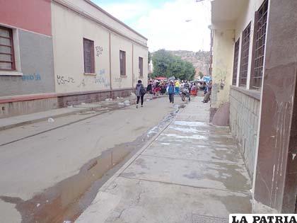 Participantes de la Anata Andina convirtieron las calles en baños