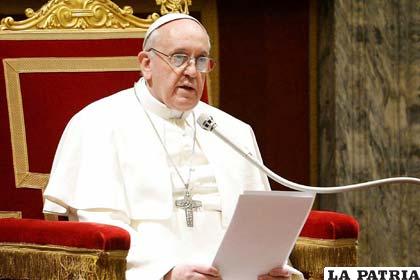 El Papa Francisco preocupado por la contaminación ambiental