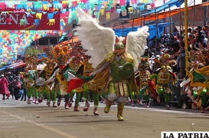 Diablos del Conjunto Tradicional Folklórico Diablada Oruro