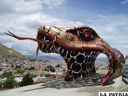 Alegoría de La Víbora, cerca del lugar patrimonial de Oruro