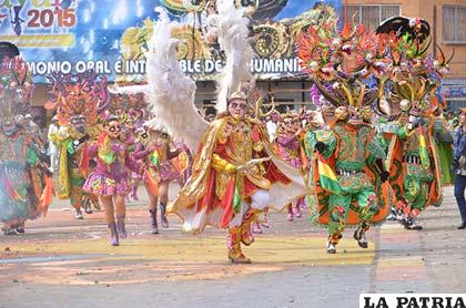 La Gran Tradicional “Diablada Oruro”, antes de llegar a los pies de la Virgen del Socavón