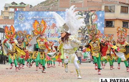 Fe y devoción se combinan con colorido, alegría, danza y música en el mejor Carnaval del mundo