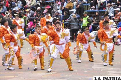 Caporales de la unidad educativa Ignacio León