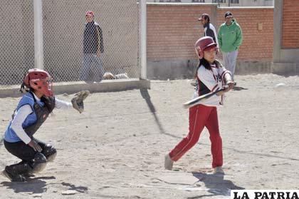 El softbol orureño cuenta con un buen nivel