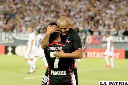 Paredes y Suazo festejan el segundo de Colo Colo