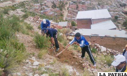 El trabajo de los dirigentes en la ruta de la competencia