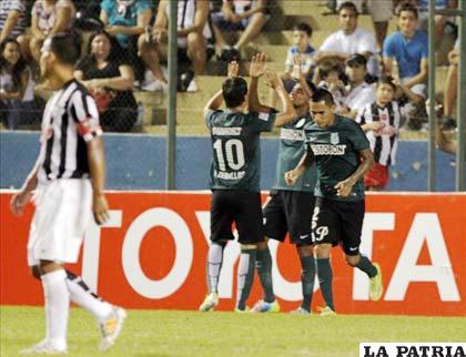 El festejo de los jugadores de Nacional
