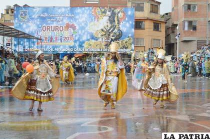 El conjunto Incas Kollasuyo Hijos del Socavón el Domingo de Carnaval