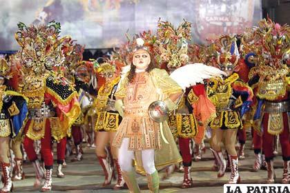 El Carnaval de Oruro es una mezcla de colorido, música, danza y fe