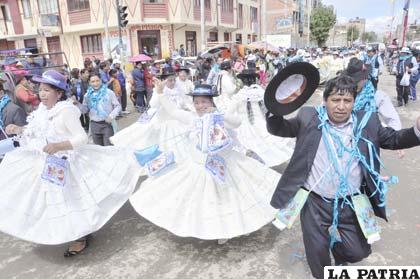 Alegría en las comparsas de la zona Sur