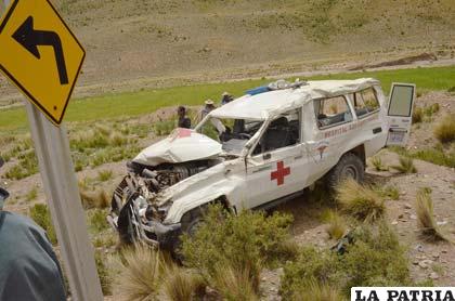 La ambulancia pertenece al hospital San Luis de Sacaca