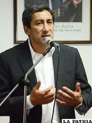 Tito Montaño
