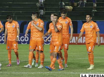 Bolívar perdió su invicto el domingo en Santa Cruz