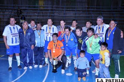 Coremmin será el defensor del título del futsal Sénior