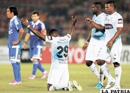 Emelec venció de visita a la U de Chile (1-0)