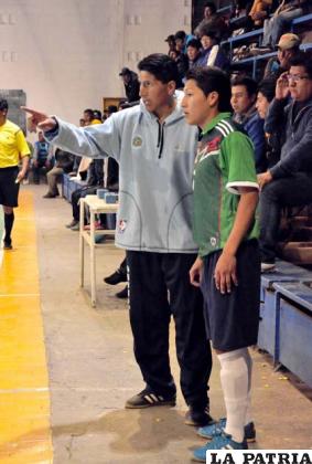 Aldo Saavedra dirige el equipo