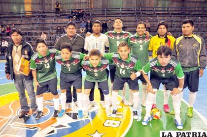 El plantel de jugadores de Importadora Murillo