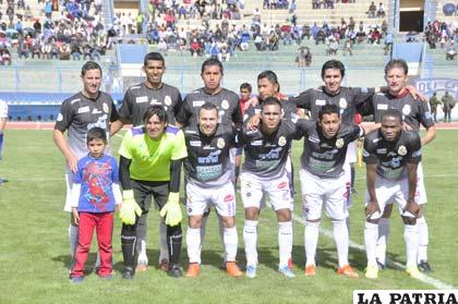 El equipo de Real Potosí que jugó el sábado en Oruro