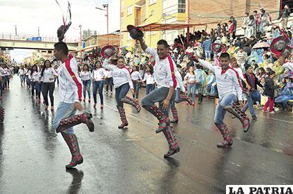 Alegres caporales de la Tuntuna