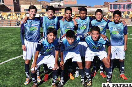 El plantel de jugadores de Saavedra 