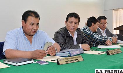 Los ligueros se reúnen hoy en Santa Cruz /APG