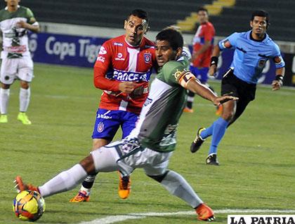 La última vez que jugaron en Sucre venció Universitario 3-0 el 28/10/2015 /APG