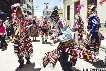 Agradecimiento a la Pachamama con mucha alegría