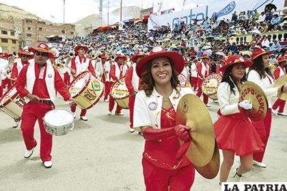 Presencia femenina en bandas cada vez es más notoria