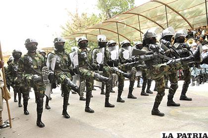 La Policía Militar lista para mantener el orden en el país
