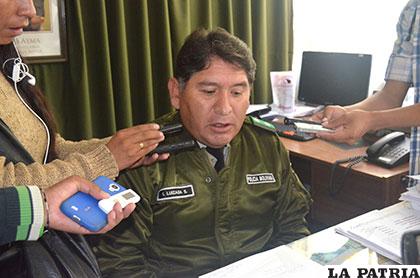 Director de la Felcc, coronel Iván Luizaga, explica el caso de robo agravado