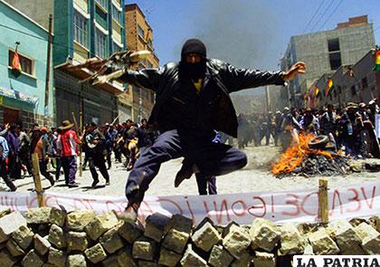 El resarcimiento económico será en proporción al daño que sufrieron las víctimas de Octubre Negro /bp.blogspot.com