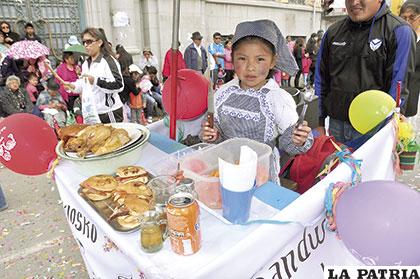 Fernanda Checa, la vendedora de sándwich de chancho