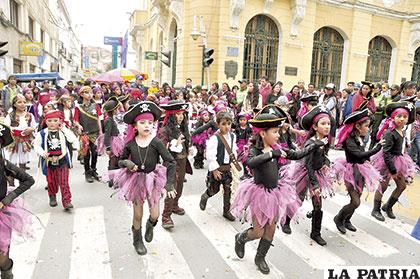 Niños del Ballet Municipal personificaron a Piratas del Caribe
