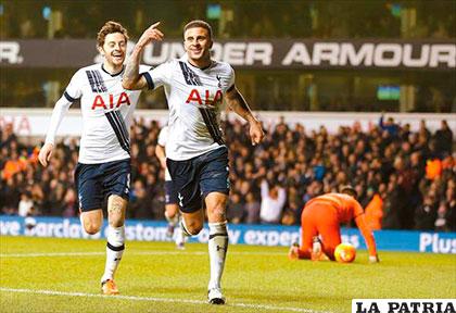 El Tottenham se encuentra a solo dos puntos del líder