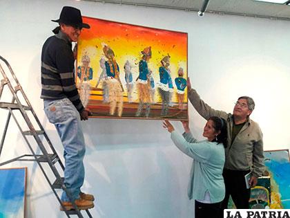 Algunos de los artistas preparan todo para el gran día