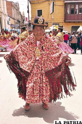 No hay límite en edad para rendir pleitesía a la Virgen del Socavón