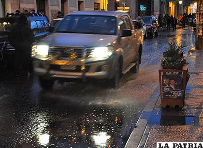 La semana iniciará con tormentas eléctricas y chubascos