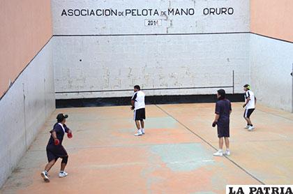 La acción del partido en el que Deportivo Trenes ganó a Aurora