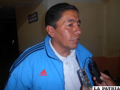 Javier Huanca, director del Colegio de Árbitros de Fútbol de Salón de Bolivia
