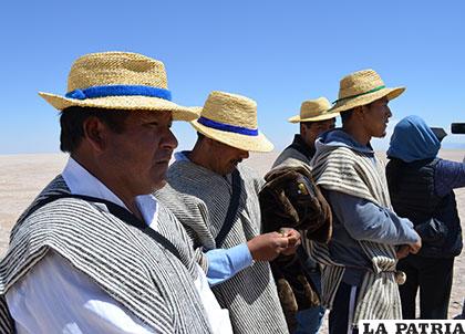 Los pobladores señalan  que por varios años el lago se convirtió en un cementerio de lanchas