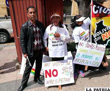 Los integrantes de la agrupación Ciudadanos Unidos Por Bolivia