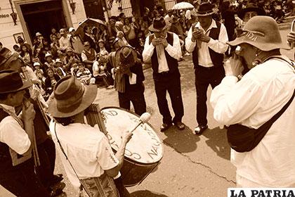 El Carnaval de Antaño se vivió con alegría /APG