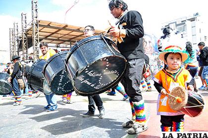 Los niños no quedaron indiferentes a la cultura y tradiciones del Carnaval
