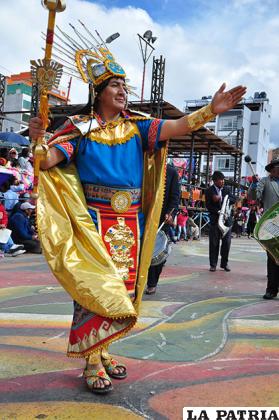 Colores y diseños ostentosos en el traje de los Incas