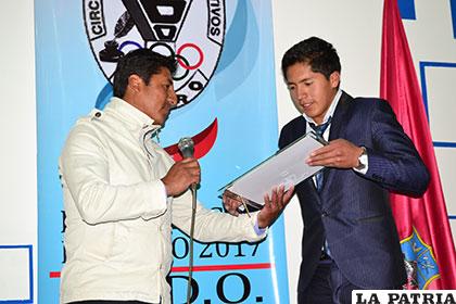 Gerald Vargas fue reconocido como deportista destacado por el CPDO