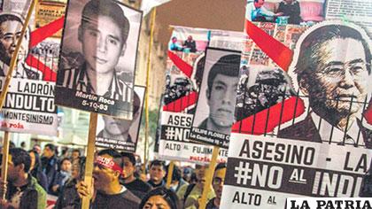 Protesta contra el indulto a Fujimori   /PÁGINA 12