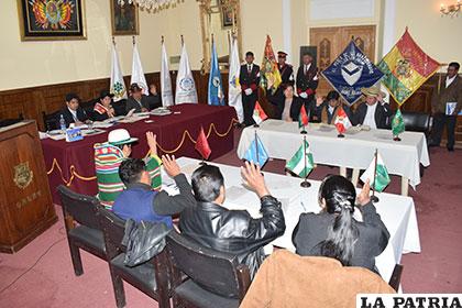 Parlamentarios supraestatales reconocen el aporte que Oruro hace al desarrollo del país
