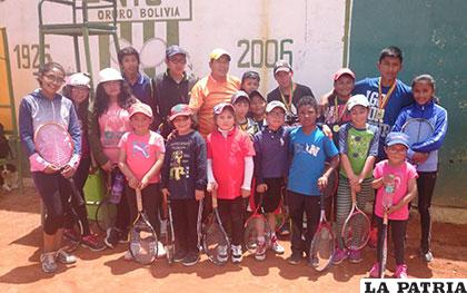 Diferentes actividades tendrá el tenis departamental este año